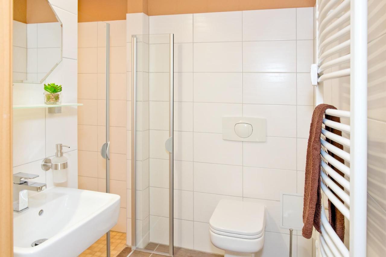 Ferienwohnung Familie Leinweber Waren  Exterior foto